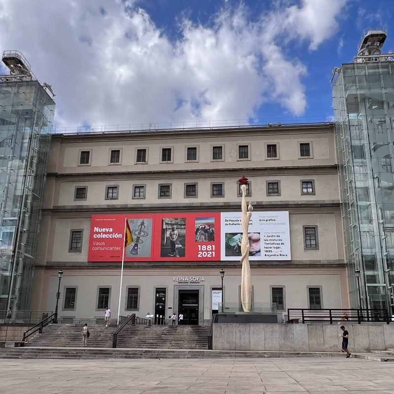qual museu visitar em Madrid reina sofia